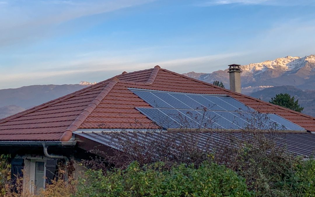 Rénovation de toiture et zinguerie d’une maison à Bernin – 38